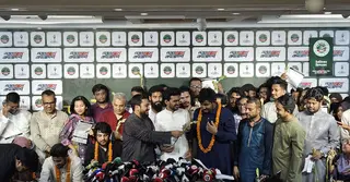 ‘আপ বাংলাদেশ’ বিলুপ্ত করে ৩৩ জনের এনসিপিতে যোগদান